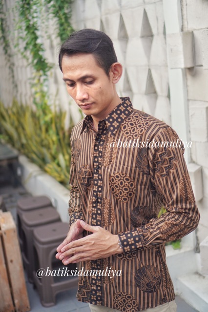 Sidamuliya Batik Kemeja Pria Silmfit Amritaya Premium Lengan Panjang