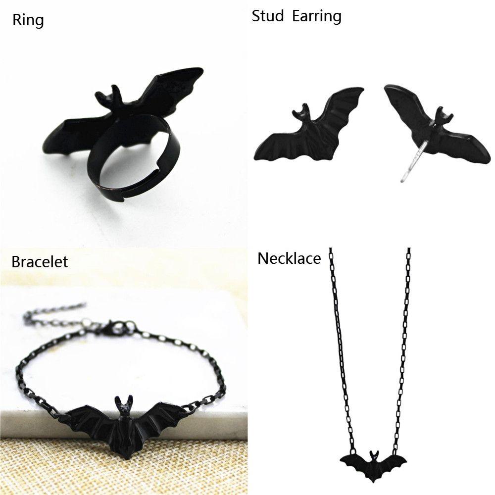 Anting Tusuk Gantung Bentuk Kelelawar Bahan Alloy Warna Hitam Untuk Pesta Halloween