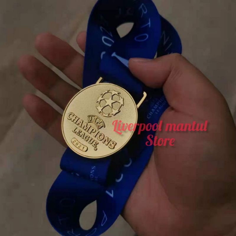 Medali Juara Champions untuk Chelsea Final Porto