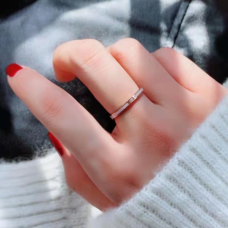 Cincin Couple Titanium Aksen Berlian Imitasi Untuk Pria / Wanita - Cincin Titanium