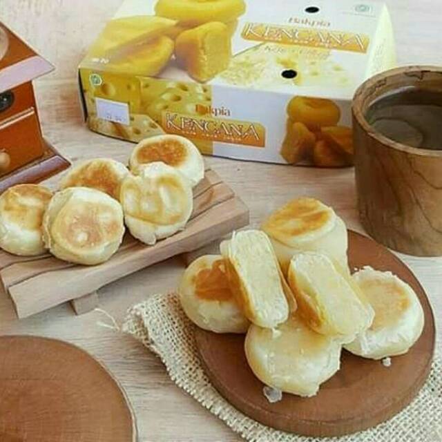 Bakpia Kencana Jogja Shopee Indonesia Bagi anda yang sudah pernah menjajakan kaki di jogja pasti sudah mengenal 'bakpia', yaitu kue cemilan khas kota jogja yang melegenda. bakpia kencana jogja