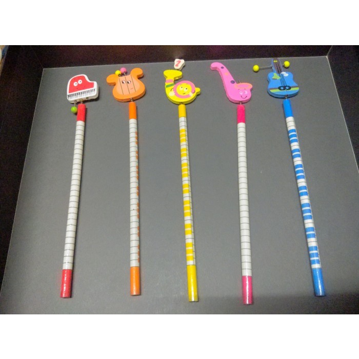 

Aman Pensil Musik Boneka Bagus
