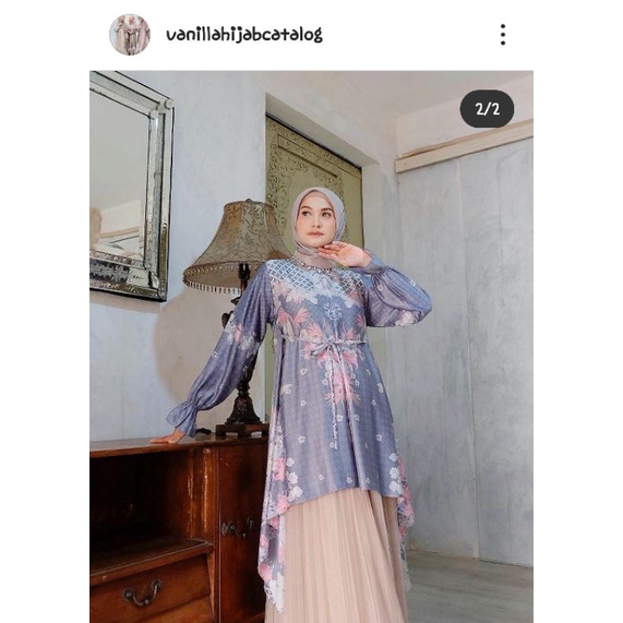 Maya Tunik Royalblue size L by Vanilla hijab