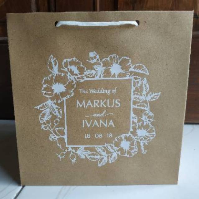 paper bag kotak nasi Uk P20xL20xT18 cm + sablon | Shopee