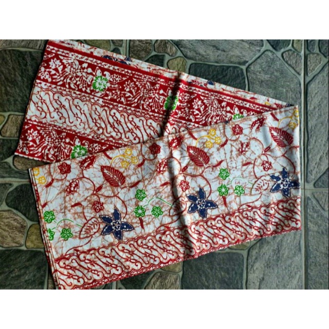 Batik cap kombinasi canting