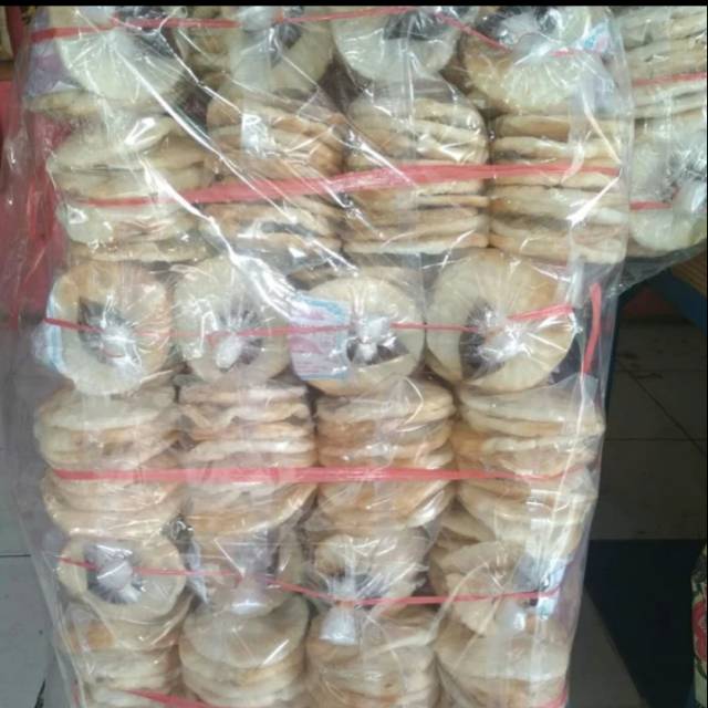 

Kerupuk Kemplang Ikan Lampung