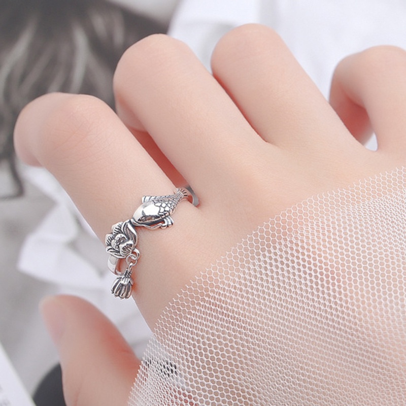 Cincin Keberuntungan Model Terbuka Bahan Tembaga Warna Silver Gaya retro Untuk Wanita