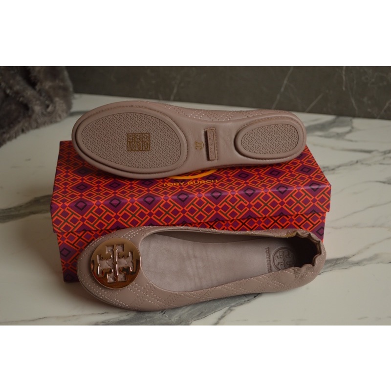 Tory Burch Minnie Travel Quilted Grey