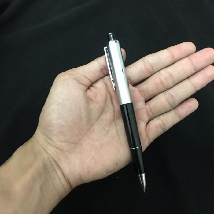 

UNIK PULPEN KEJUT LISTRIK/ PEN SHOCK GAG PEN