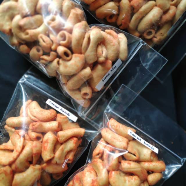 

Makaroni sambal balado / keju manis