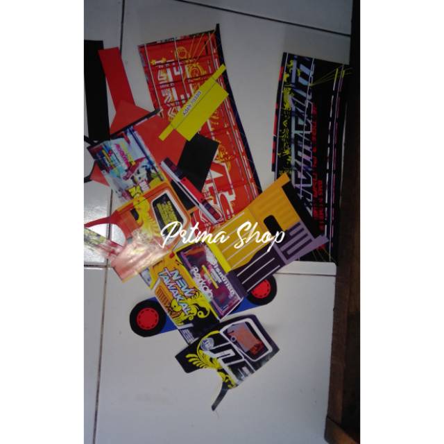 Lembar stiker papercraft truk new tawakal 3,skala 1:16
