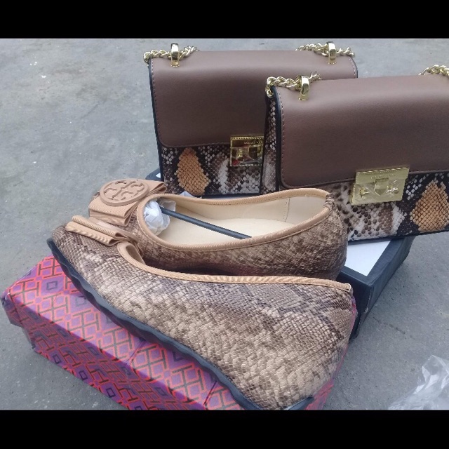 Sepatu tory burch wedges