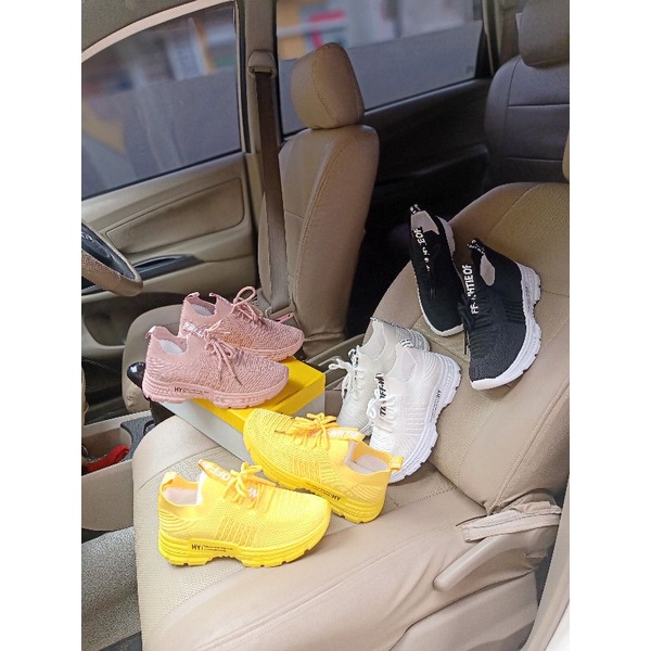Sepatu sport rajut import wanita