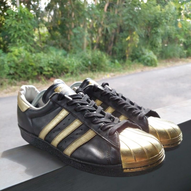 RARE Adidas Mi Superstar size 46 second