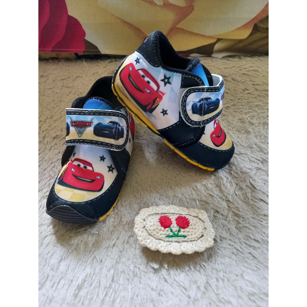 sepatu anak fashion