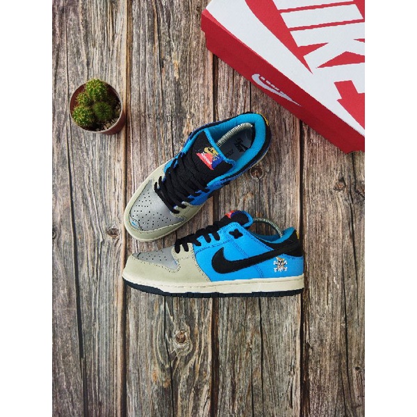 sb dunk low pro instant skateboard