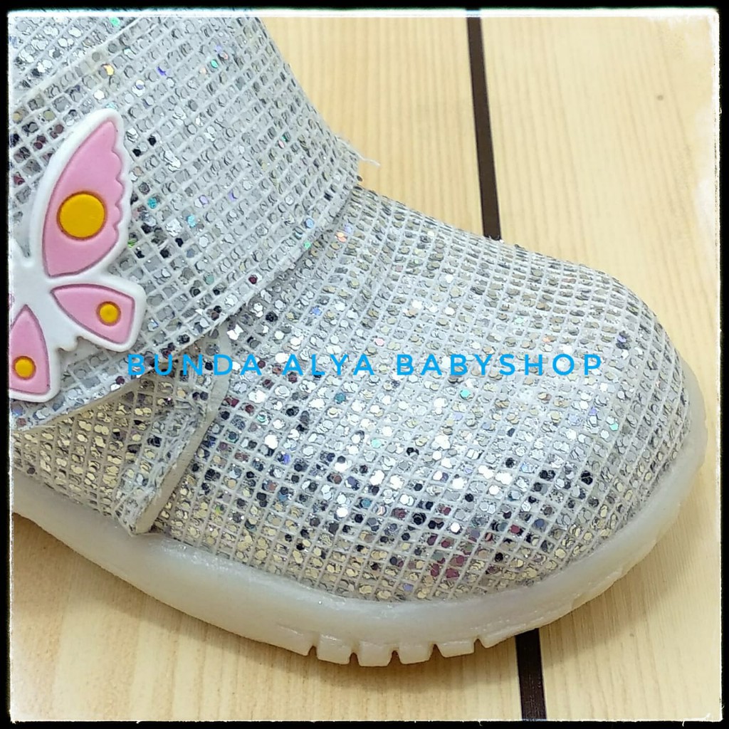 Sepatu Anak Perempuan Usia 3 4 Tahun Boots PUTIH - Sepatu Boots Anak Cewek Alas Karet Size 30