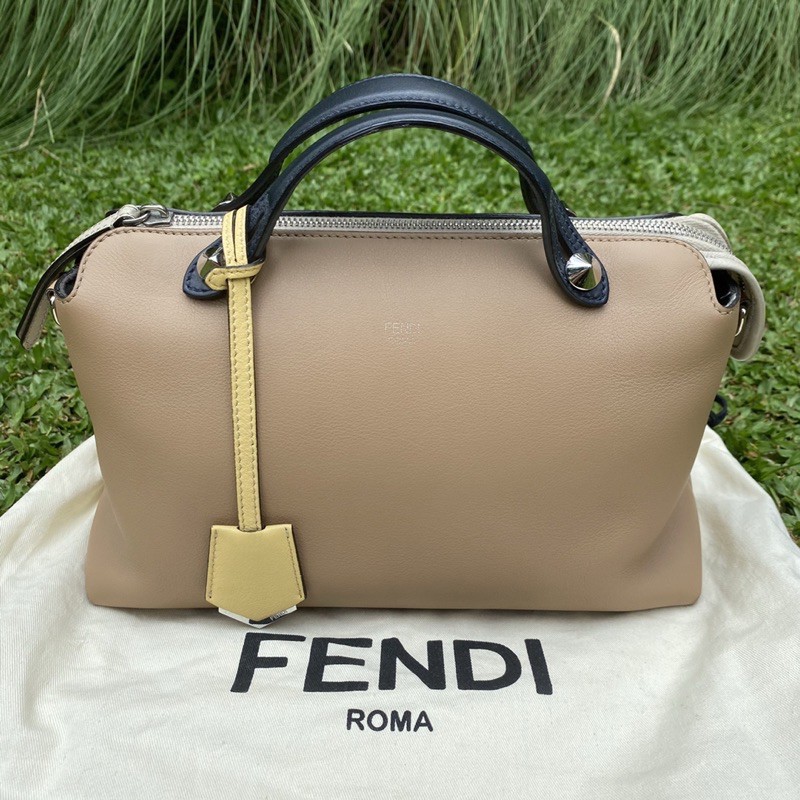 Preloved FENDI BTW By The Way Small Cuoio
