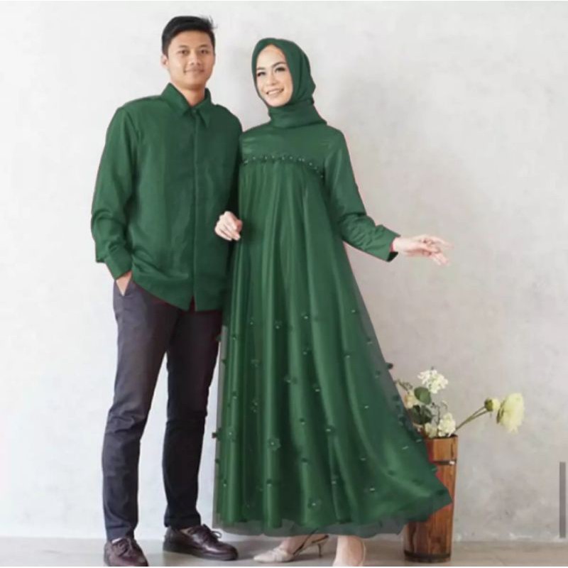 couple keluarga muslim