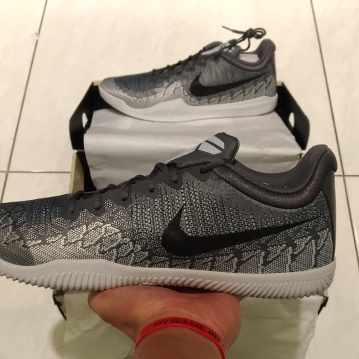 nike kobe mamba rage 011 original BNIB