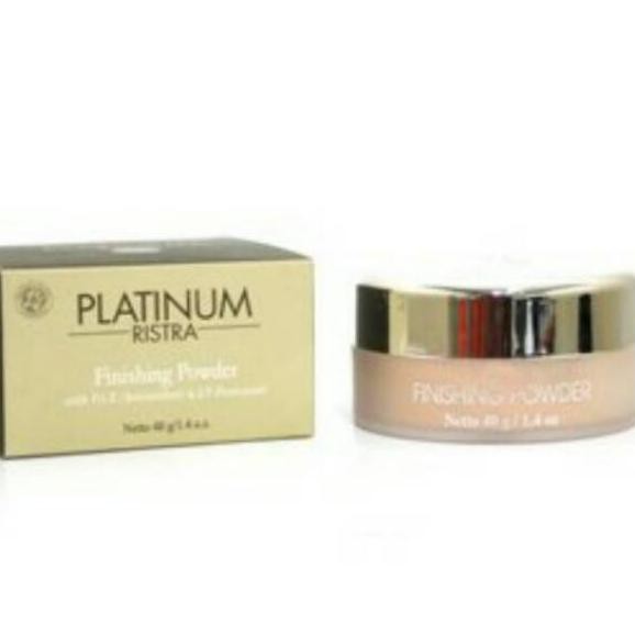 NEW ב RISTRA PLATINUM FINISHING POWDER  40GR GGI4. . . .