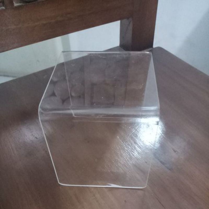 standing akrilik 9x9x9