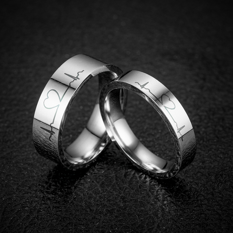 Cincin Pasangan Bahan Stainless Steel Gaya Eropa Dan Amerika