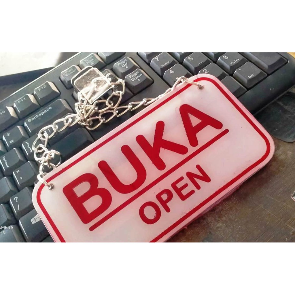 

Papan Nama Buka Tutup Akrilik