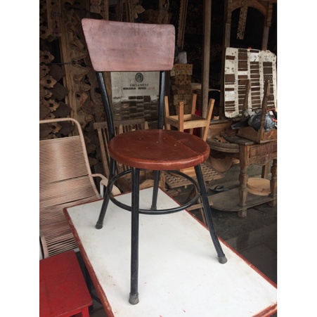 Kursi Kayu - Kursi Besi Sandaran Kayu