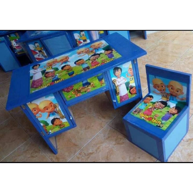 

Meja Belajar Besar