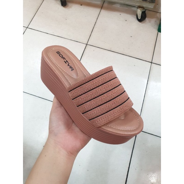 wedges SOfiya rajut