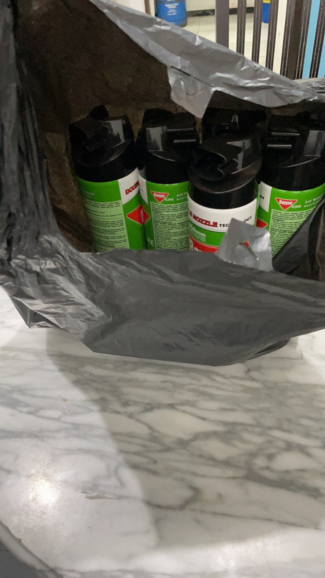 Baygon 600ml Citrus Fresh, Flower Garden 600ml (khusus Gojek Surabaya)/toko Makmur Online