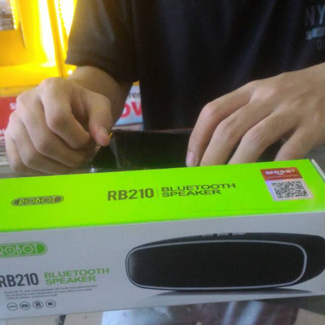 Speaker RB210 Robot