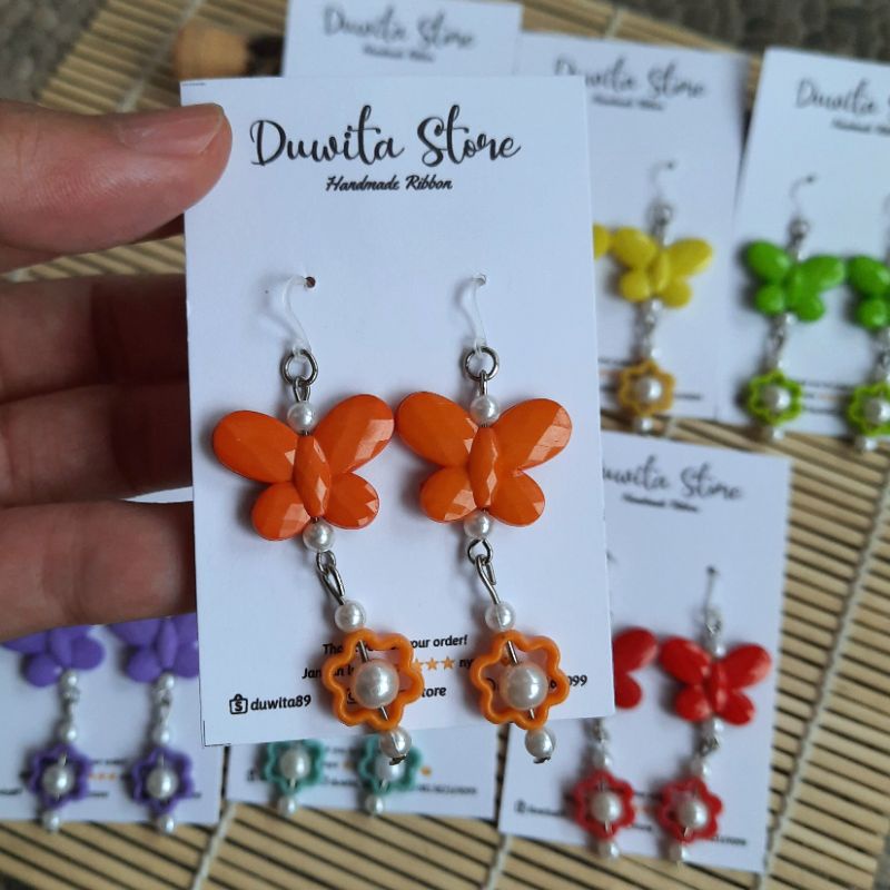 HANDMADE ANTING DEWASA KAITAN PLASTIK MOTIF KUPU2 PANJANG