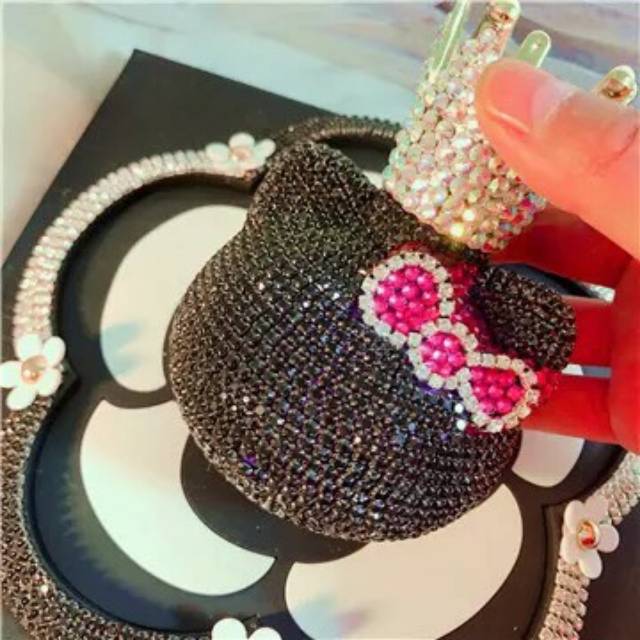 Parfum mobil Hello Kitty Hitam pita crown Parfume mobil hello kitty mahkota blink pink perfume parfume parfume hello kitty dashboard mobil