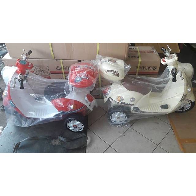 Motor AKI Scoopy Florry M338 || Motor Mainan AKI