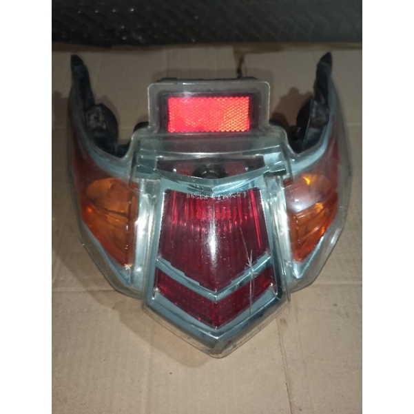 Lampu belakang stoplamp xeon rc / xeon lama 125 original