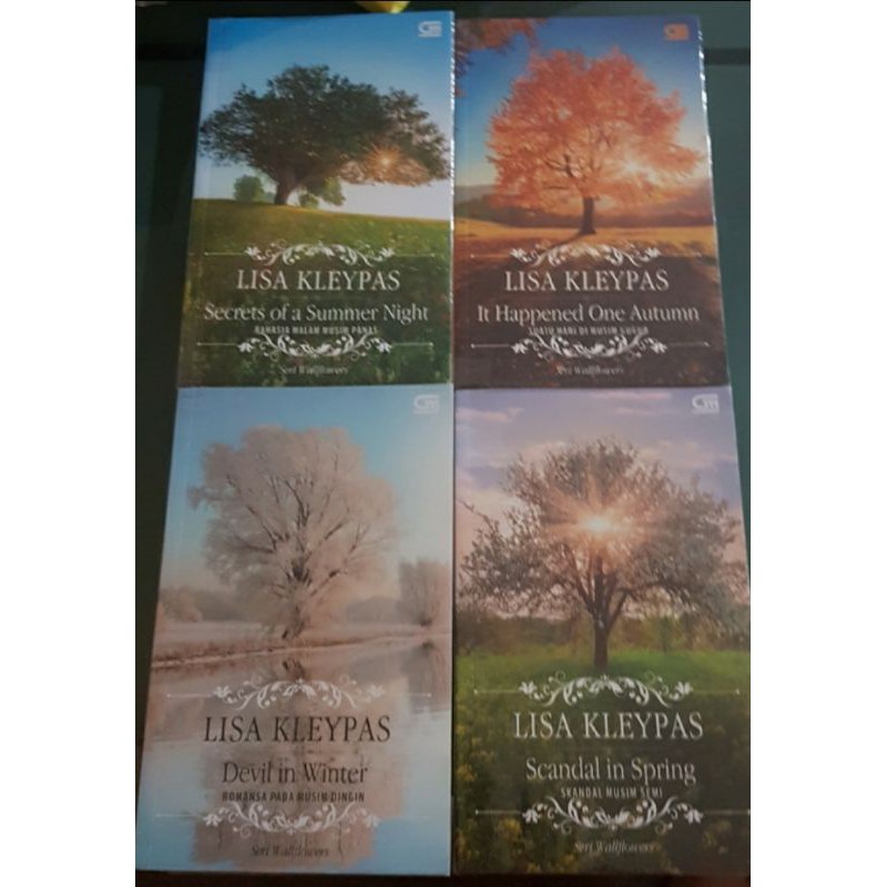Novel hisrom Lisa Kleypas - seri wallflower / wallflowers SEGEL devil in winter, it happened one aut