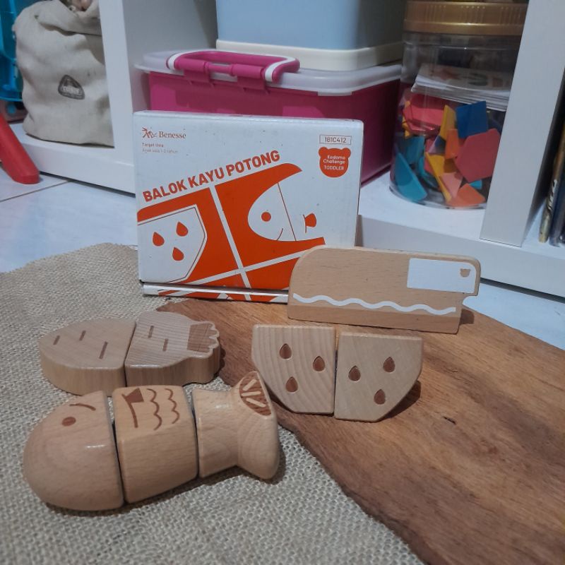 mainan kayu potong