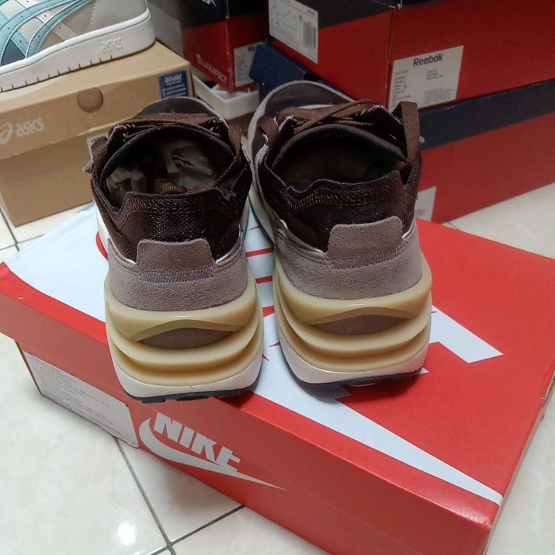 sepatu Nike Waffle One