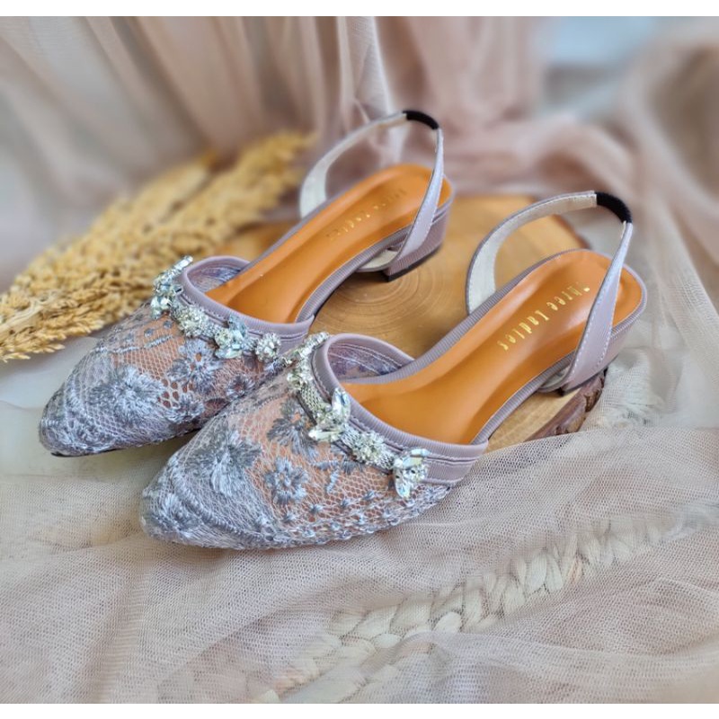 Luna | Sendal wanita | wedding shoes brokat payet |Tali karet |brand Threeladies