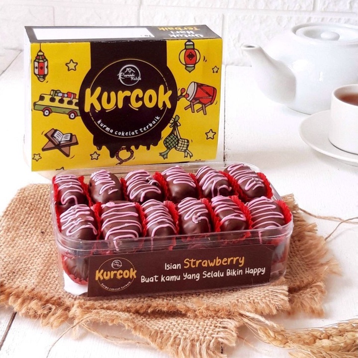 

[Kurma Coklat Premium] Strawberry