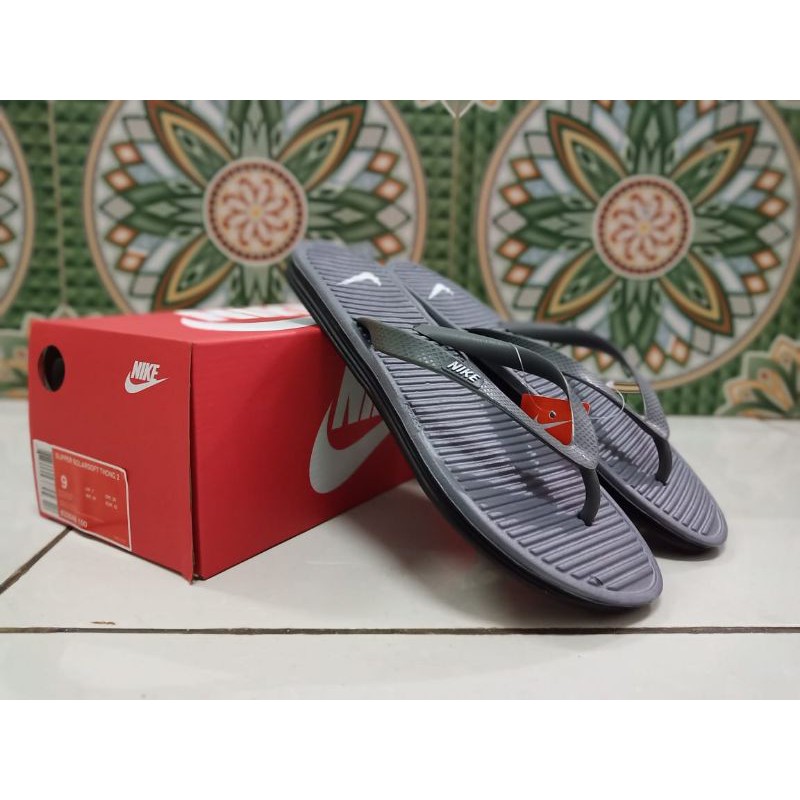 Sandal Jepit Pria Nike Slipper solarsoft thong 2