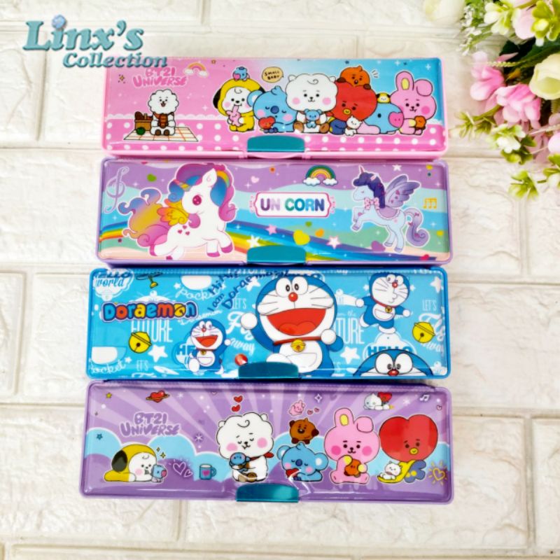 

Kotak Pensil Magnet Kecil