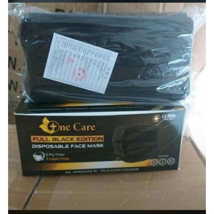 Masker one care onecare earlop hitam isi 50 pcs