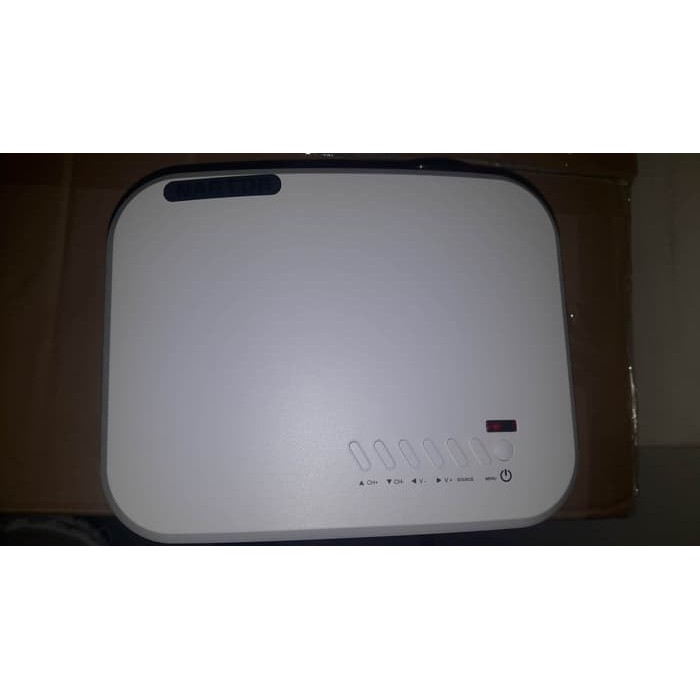 Cheerlux C6 Mini Proyektor Projector Portable Led Lcd 1200 Lumens Tv - Putih