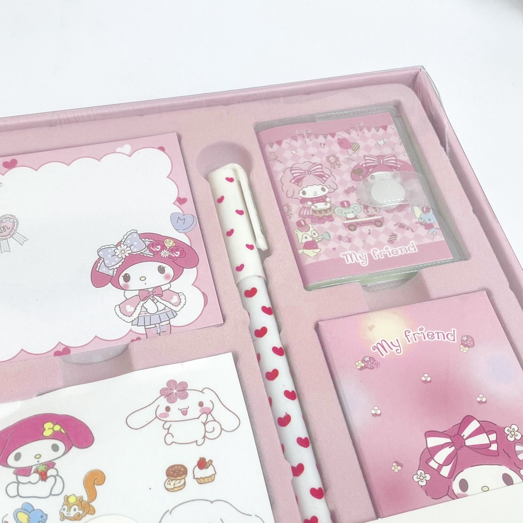 

Promo Jurnal Set 7 in 1 Sanrio / Gift Box Hampers / Notebook Journal Diary Alat Buku Tulis Lengkap