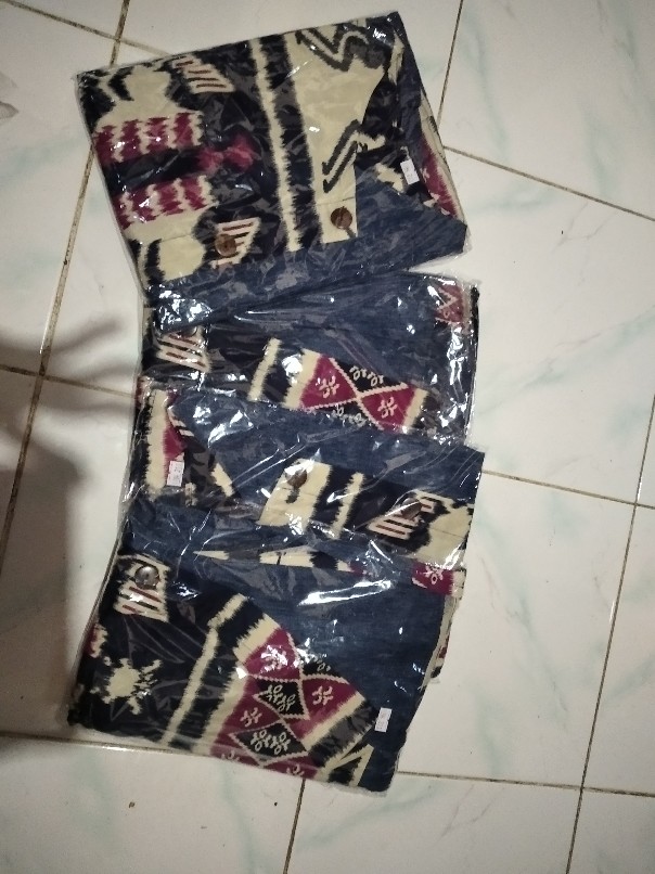 Batik Wanita - Atasan Blouse Batik Wanita Fashion 183