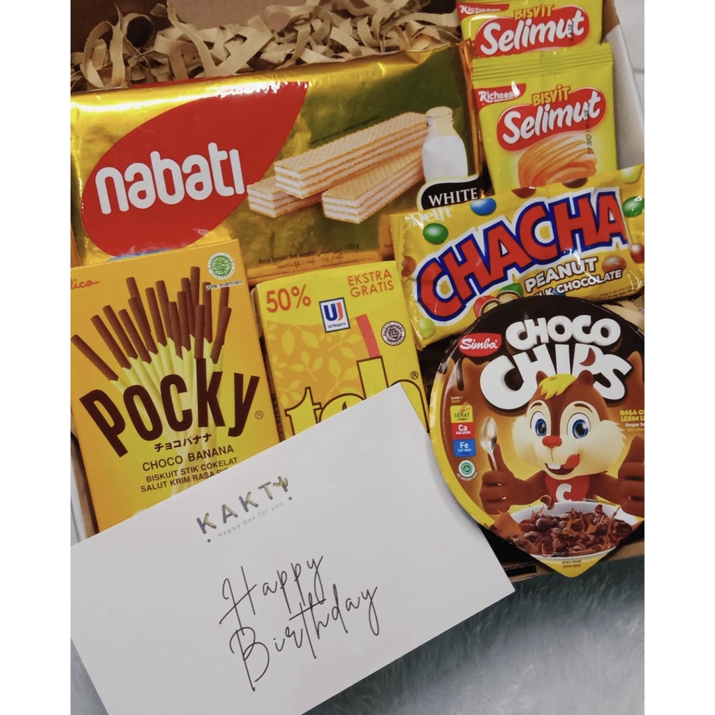 

Hampers snackbox premium - Kaktishop - Kado Ultah - Kado Wisuda