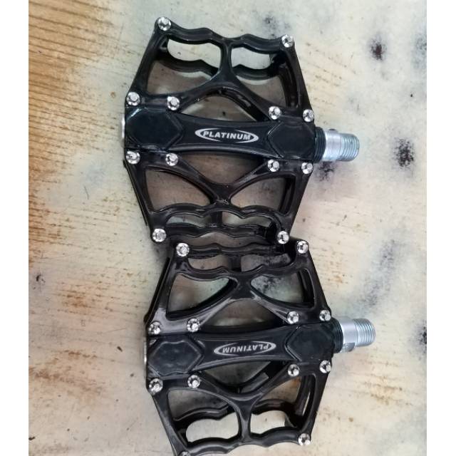 Pedal sepeda MTB /Pedal Bearing sepeda MTB
